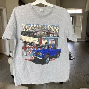 Streetwear graphic tee